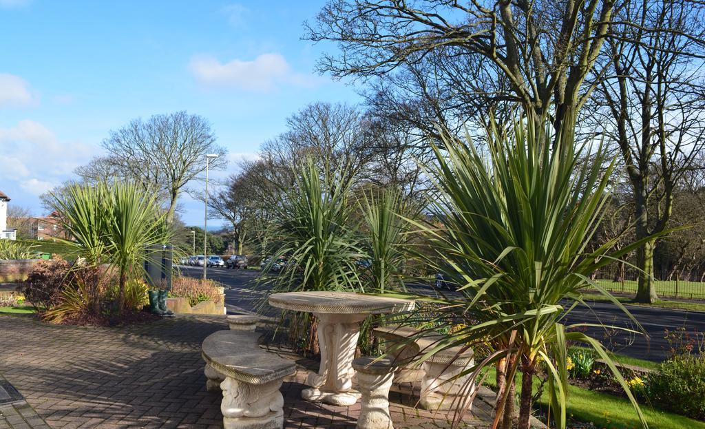 Ryndle Court Hotel Scarborough Exteriör bild